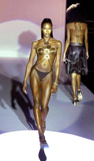 Naomi Campbell feet photo 18