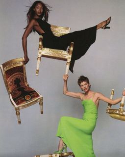 Naomi Campbell feet photo 9