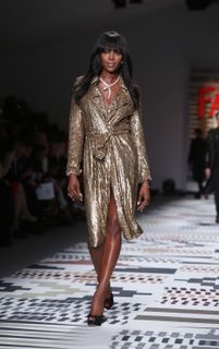Naomi Campbell feet photo 7