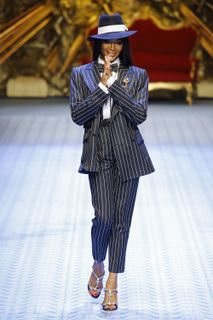 Naomi Campbell feet photo 6