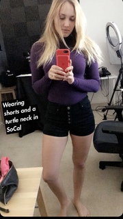 Naomi Kyle feet photo thumbnail