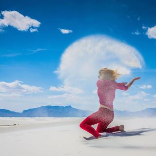 Naomi Kyle feet photo thumbnail