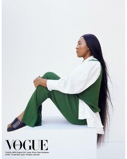 Naomi Osaka feet photo thumbnail