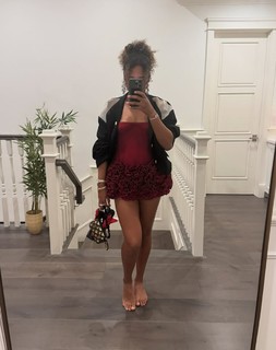 Naomi Osaka feet photo thumbnail