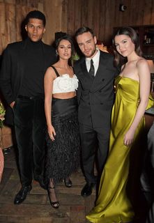 Naomi Scott feet photo thumbnail