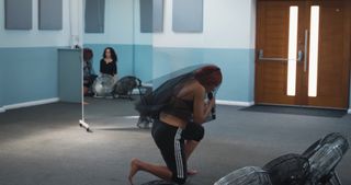 Naomi Scott feet photo 18