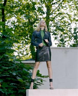 Naomi Watts feet photo thumbnail