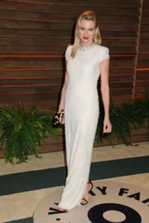 Naomi Watts feet photo thumbnail