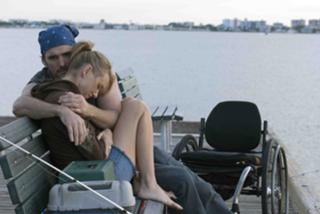 Naomi Watts feet photo thumbnail