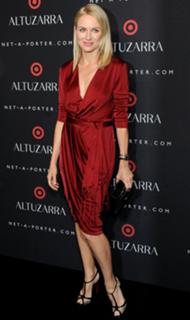 Naomi Watts feet photo thumbnail