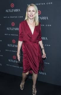 Naomi Watts feet photo thumbnail