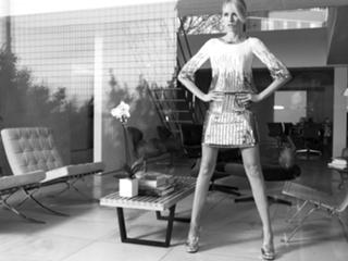 Naomi Watts feet photo thumbnail