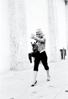 Naomi Watts feet photo thumbnail