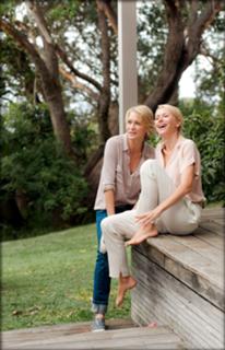 Naomi Watts feet photo thumbnail