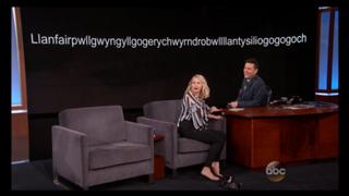 Naomi Watts feet photo thumbnail