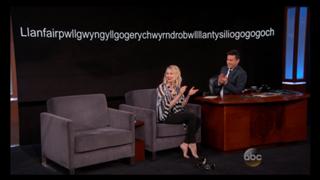 Naomi Watts feet photo thumbnail