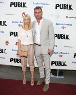 Naomi Watts feet photo thumbnail