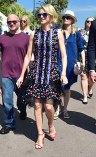 Naomi Watts feet photo thumbnail