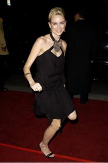 Naomi Watts feet photo thumbnail
