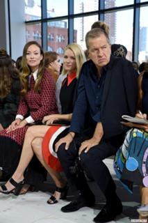 Naomi Watts feet photo thumbnail