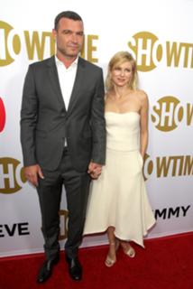 Naomi Watts feet photo thumbnail