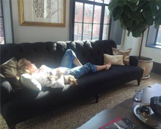 Naomi Watts feet photo thumbnail