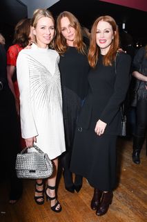 Naomi Watts feet photo thumbnail