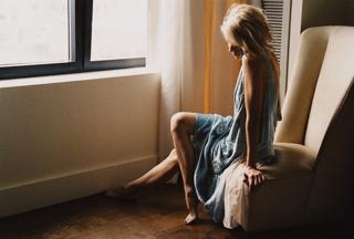 Naomi Watts feet photo thumbnail