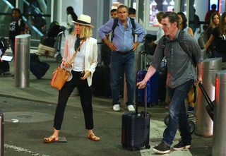 Naomi Watts feet photo thumbnail