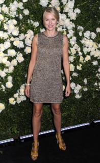 Naomi Watts feet photo thumbnail