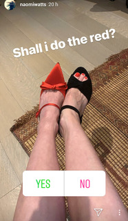 Naomi Watts feet photo thumbnail