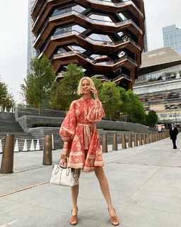 Naomi Watts feet photo thumbnail