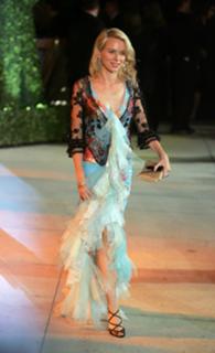 Naomi Watts feet photo thumbnail