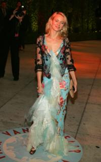 Naomi Watts feet photo thumbnail