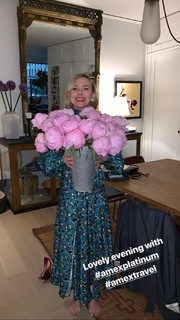 Naomi Watts feet photo thumbnail