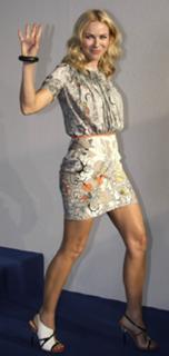 Naomi Watts feet photo thumbnail