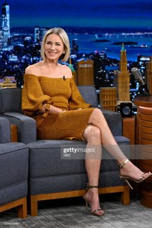 Naomi Watts feet photo thumbnail