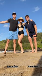 Naomi Watts feet photo thumbnail