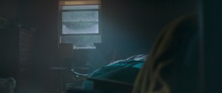 Naomi Watts feet photo thumbnail