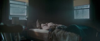 Naomi Watts feet photo thumbnail
