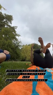 Naomi Watts feet photo thumbnail