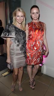 Naomi Watts feet photo thumbnail