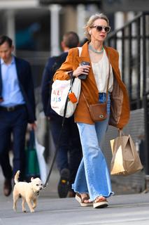 Naomi Watts feet photo thumbnail