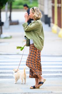 Naomi Watts feet photo thumbnail