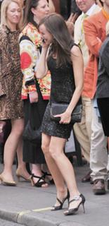 Naomi Watts feet photo thumbnail