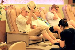 Naomi Watts feet photo thumbnail