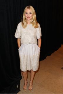 Naomi Watts feet photo thumbnail