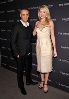 Naomi Watts feet photo thumbnail