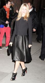 Naomi Watts feet photo thumbnail