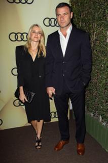 Naomi Watts feet photo thumbnail